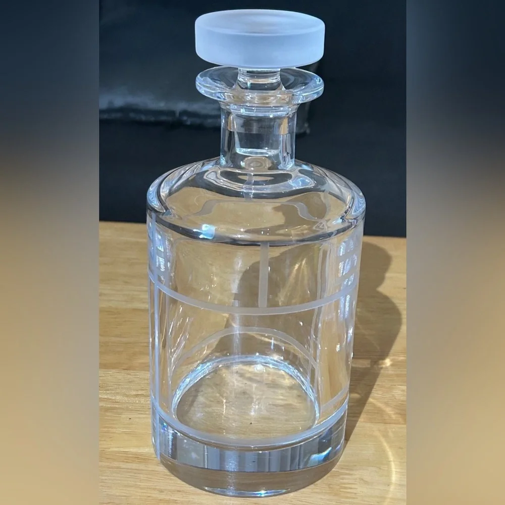 Kate Spade Lenox Madison Square Crystal Decanter - Picture 3 of 8